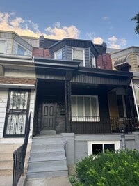 Building Photo - 807 S 57th St