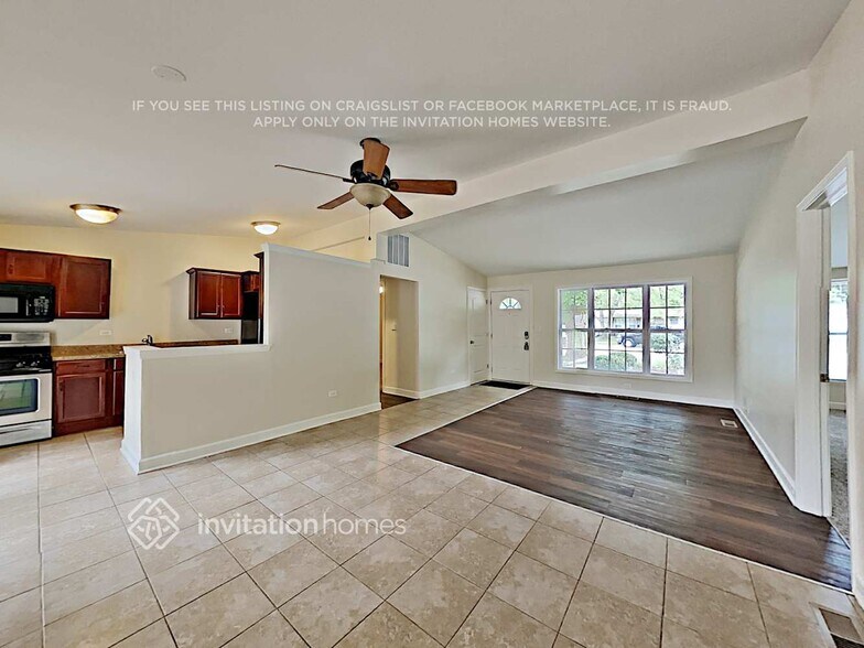 Building Photo - 778 N Elmwood Dr