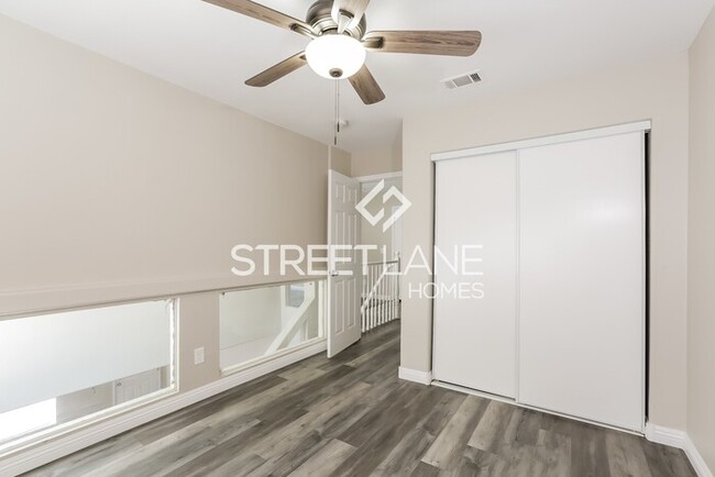 Building Photo - 3 Bedroom in Las Vegas!