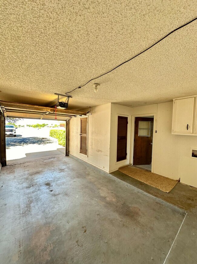 Building Photo - 7805 Memphis Ave