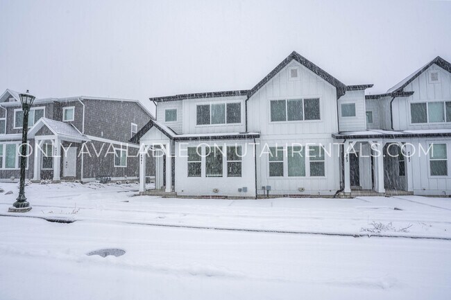 Building Photo - 4941 Willowstone Dr