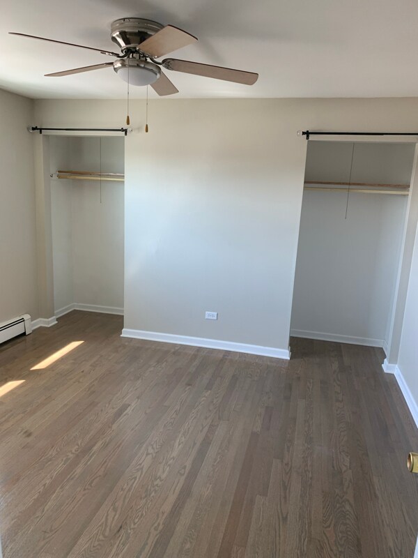 Building Photo - 764 Holiday Ln