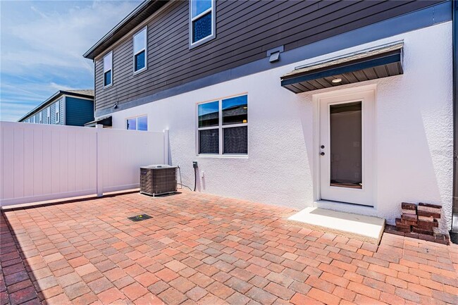 Building Photo - 15811 Tollington Alley