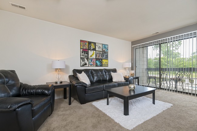 Building Photo - 24550 Weathervane Blvd