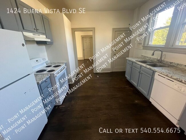 Building Photo - 1424 Buena Vista Blvd SE