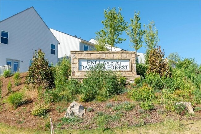 Building Photo - 31 Briarwood Dr E