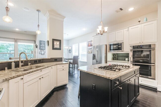 Building Photo - 3602 Rosalie Park Ct
