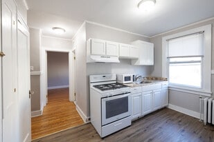 Interior Photo - 357-363 Morris St