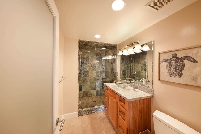 Building Photo - Gorgeous Contemporary Hilltop Laguna Beach Home - PANORAMIC OCEAN & CATALINA VIEWS!