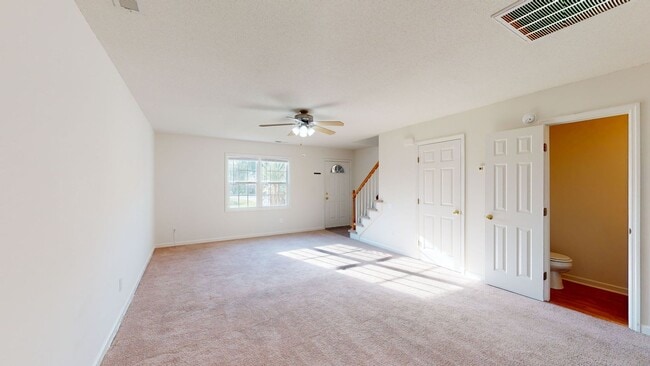 Building Photo - 216 Smallwood Rd