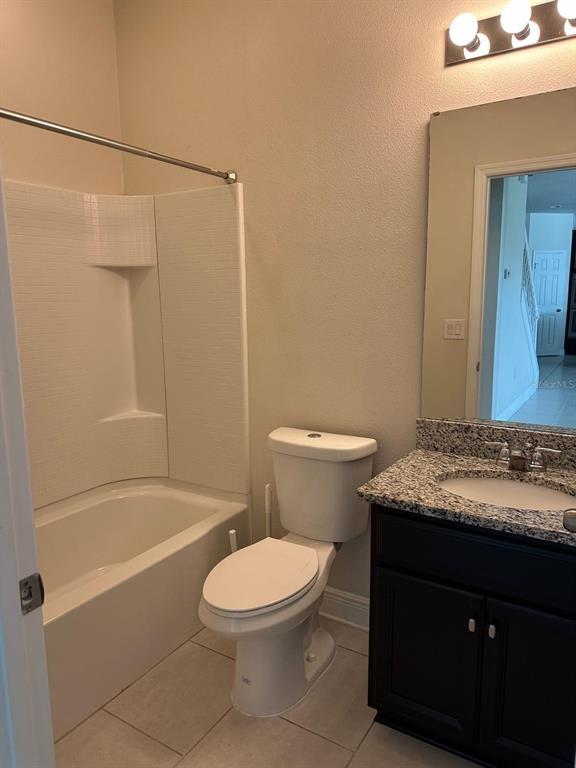 Building Photo - 2510 Sanderling St