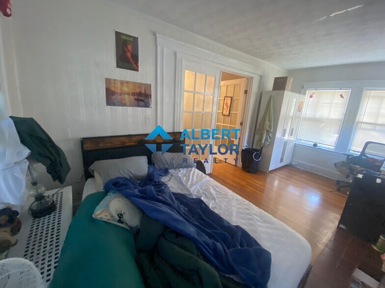 Building Photo - 200 Commonwealth Ave