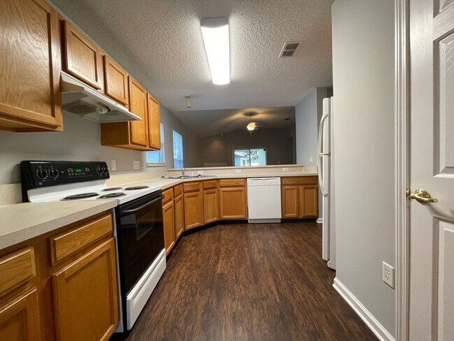 Building Photo - 9374 Daniel's Mill Dr