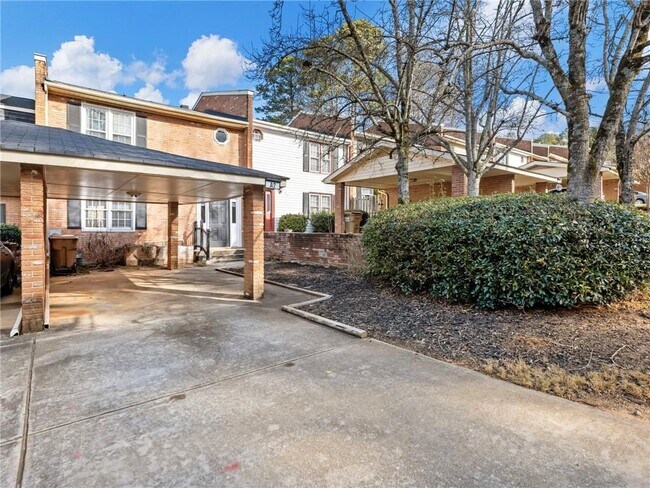 Building Photo - 6500 Gaines Ferry Rd