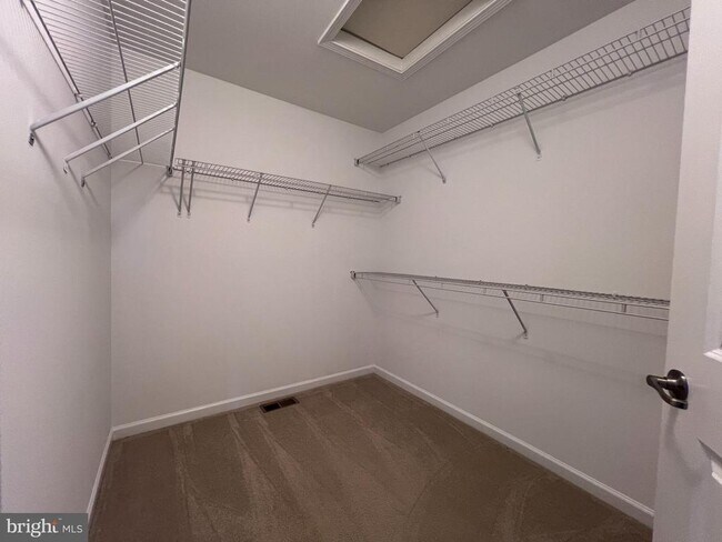 Building Photo - 9243 Dawkins Crest Cir