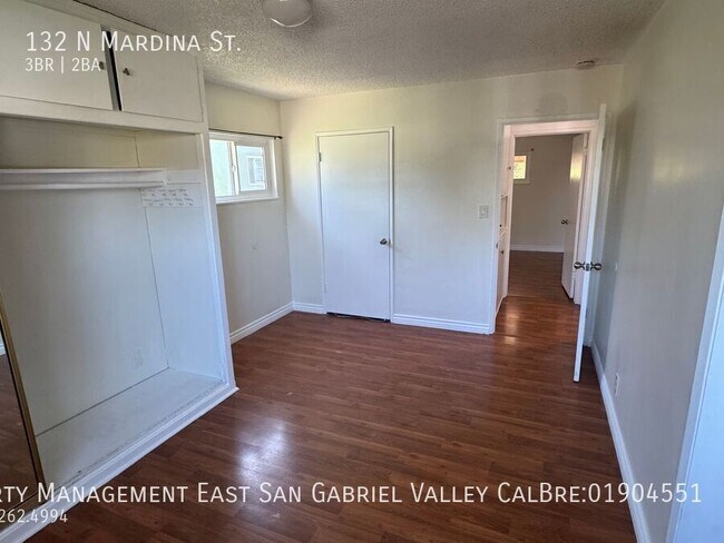 Building Photo - 132 N Mardina St