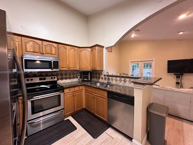 Building Photo - 11143 Model Cir E