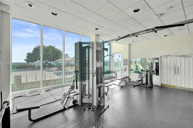 Building Photo - 5555 Collins Ave