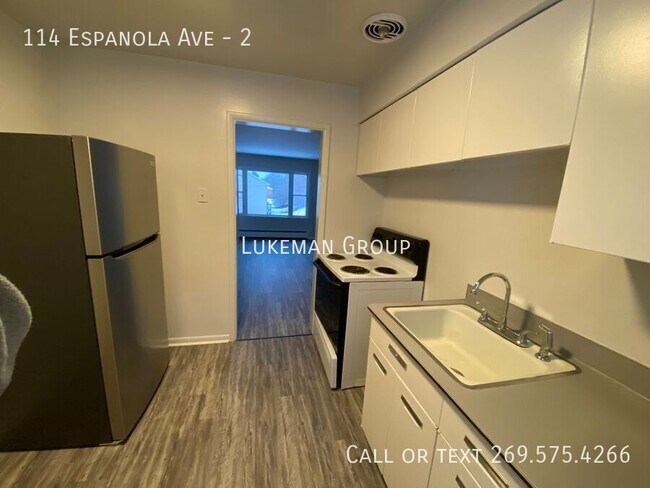 Primary Photo - 114 Espanola Ave