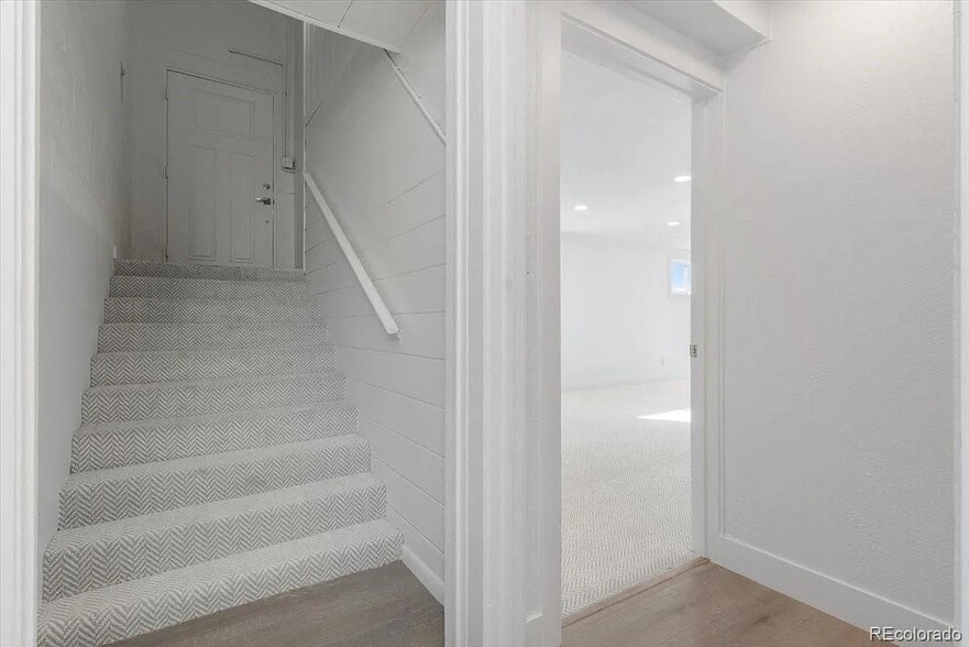 Building Photo - 4016 Milwaukee St