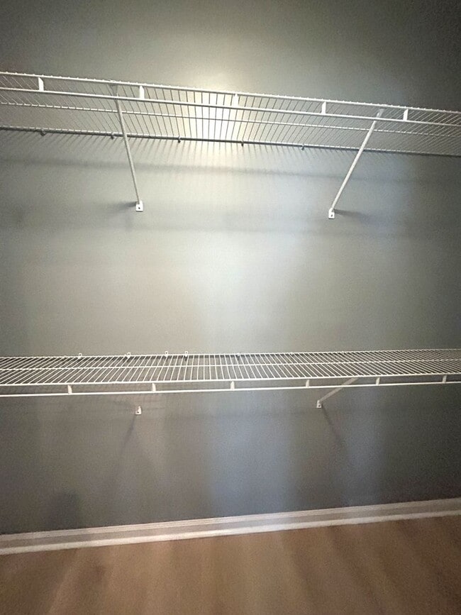 Building Photo - Spacious 3BR/2BA home in the highly desire...