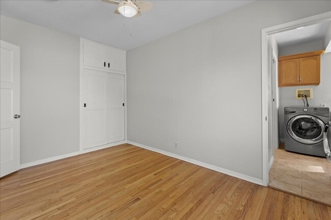 Building Photo - Charming Westchester House with Private Yard
