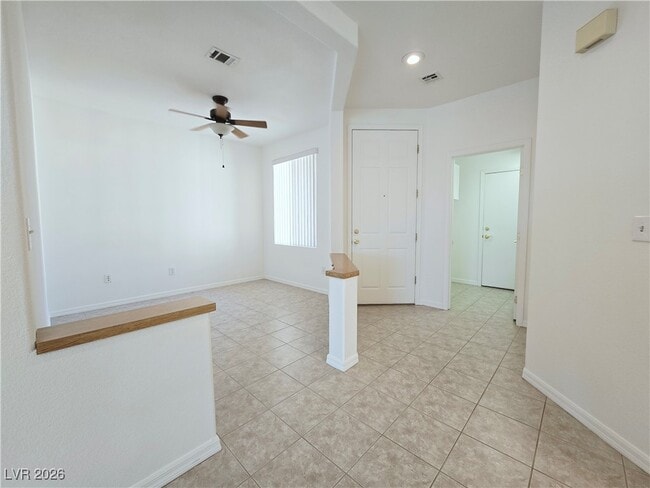 Building Photo - 4814 Regalo Bello St