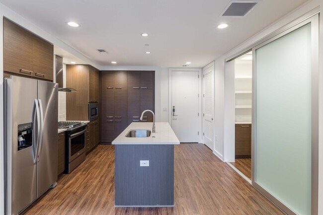 E Floorplan Kitchen - St. Andrie At Buffalo Heights