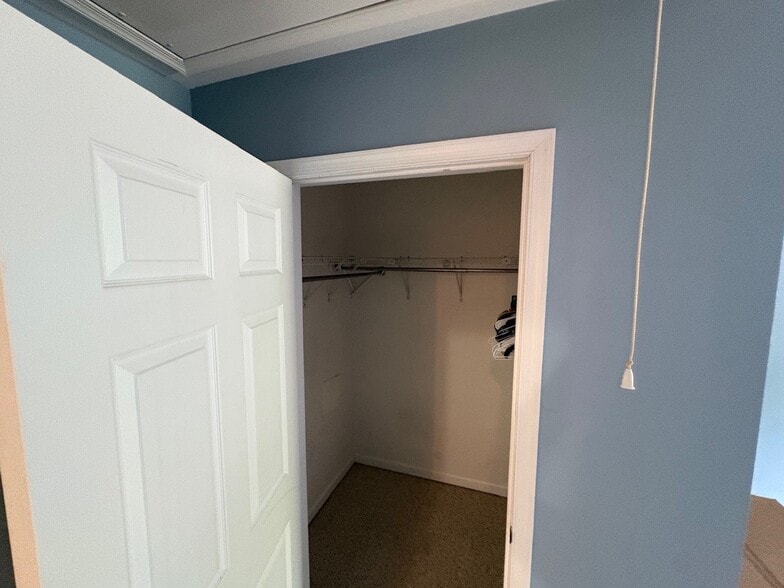 Bedroom Walk In Closet - 108 Crider Ave