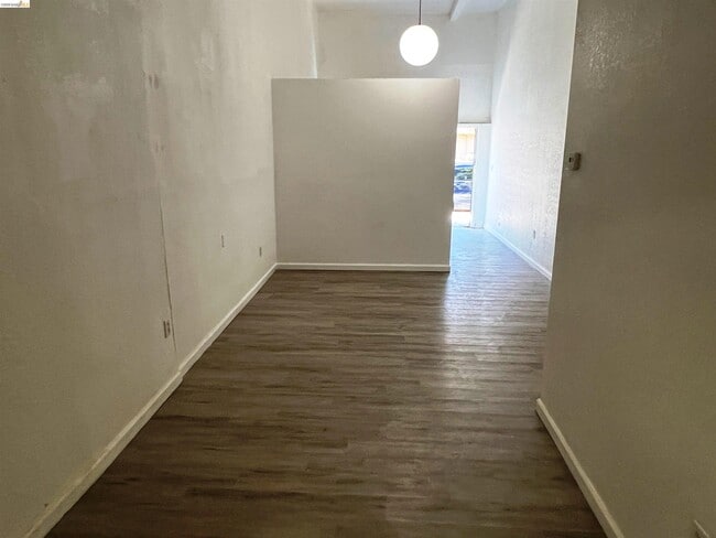 Building Photo - 2869 38th Ave