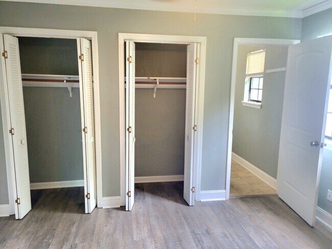 Building Photo - 3004 Steeple Chase Ct