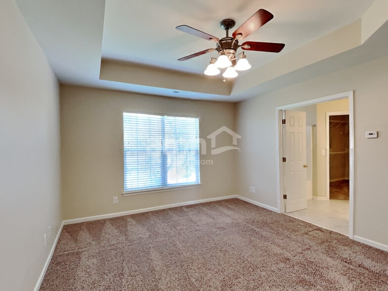 Building Photo - 136 Heywatchis Dr