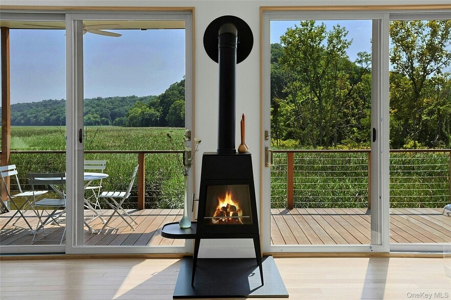 Building Photo - 93 Paradise Ave