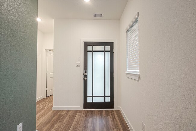 Building Photo - 516 Timber Voyage Ct