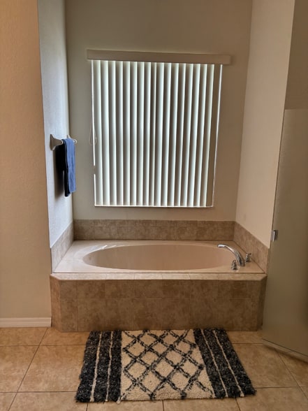 Building Photo - 448 Cinnamon Dr