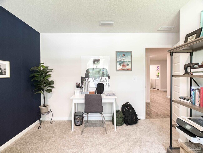 Building Photo - 10505 Queens Gate Cir