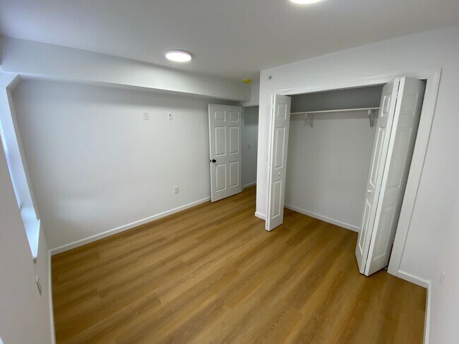Building Photo - 5639 Market St