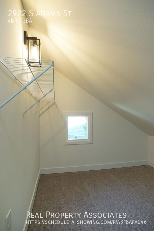 Building Photo - 2922 S Adams St