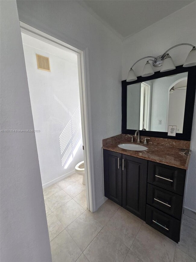 Building Photo - 3028 SW 129th Way