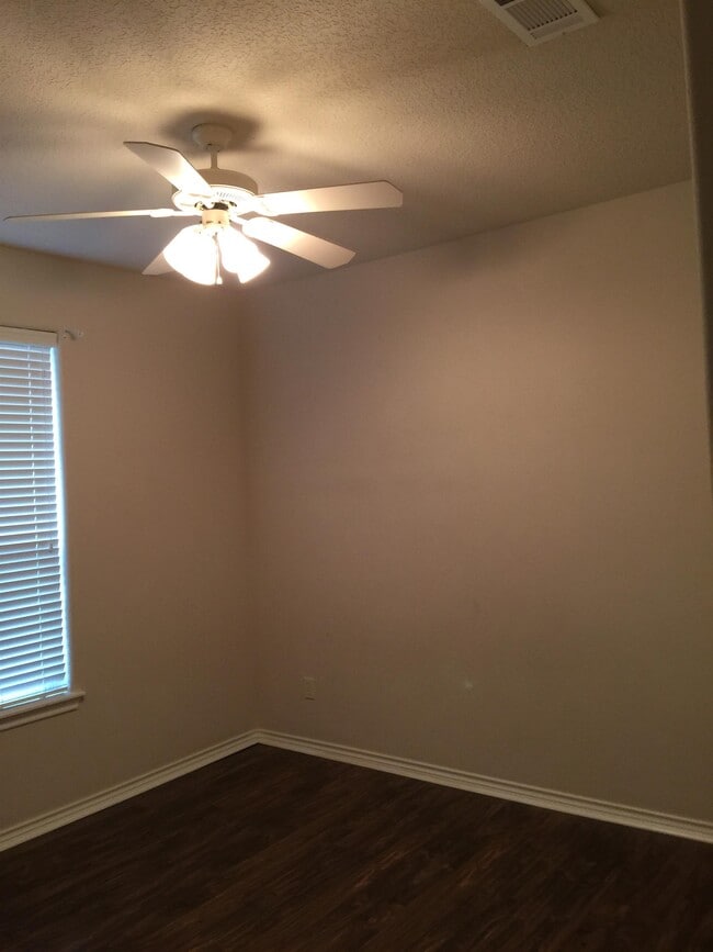 Building Photo - 4248 Rocky Rhodes Dr