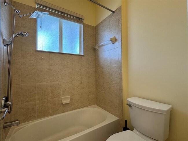 Building Photo - 3069 NW 30th Pl