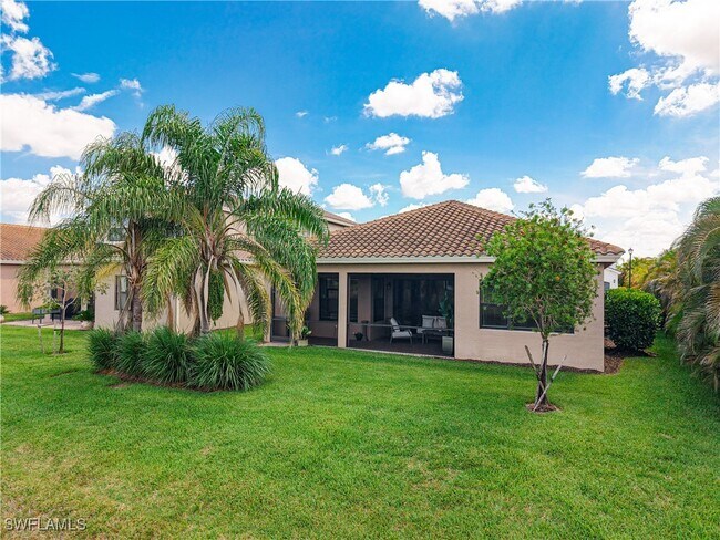 Building Photo - 10051 Spice Bush Ln
