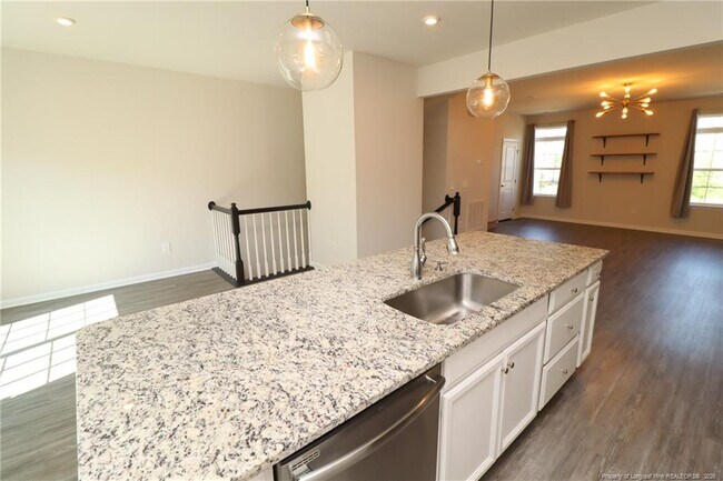 Building Photo - 244 Amber Acorn Ave