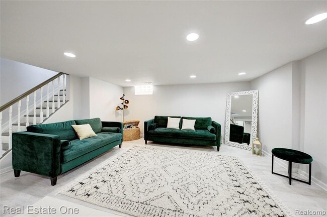 Building Photo - 8126 Dale St