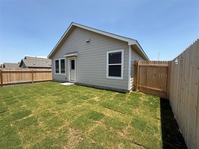 Building Photo - 165 Kyanite Dr