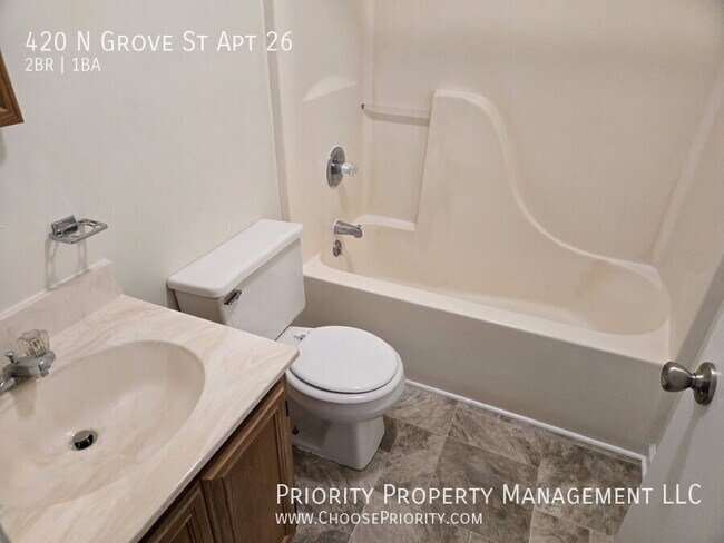 Building Photo - 420 N Grove St