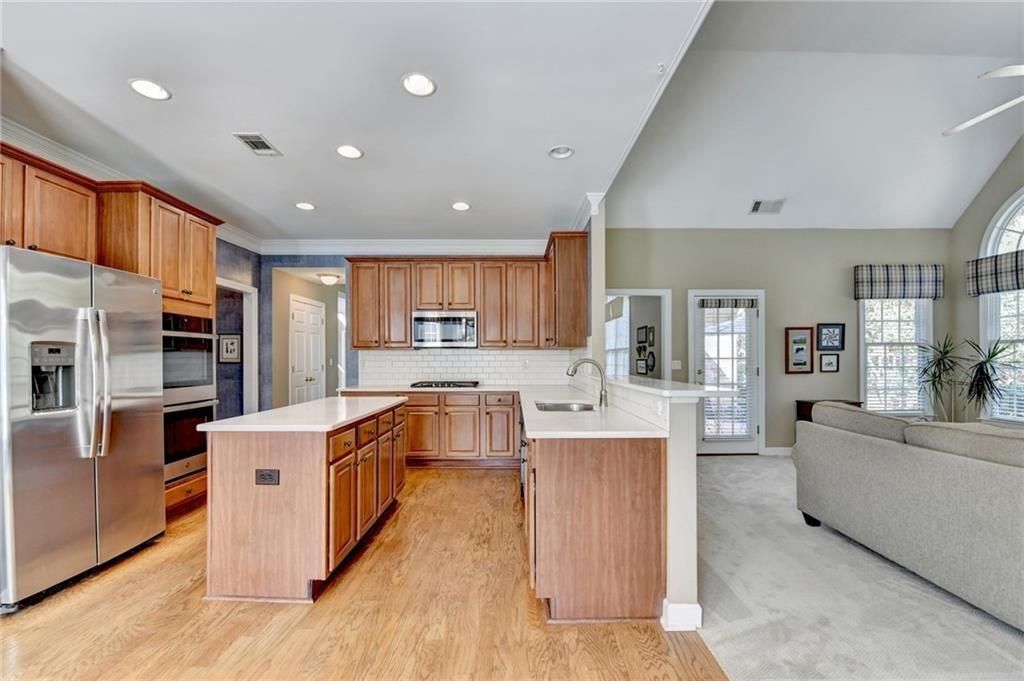 Building Photo - 355 Laurel Oak Dr