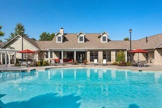 Building Photo - Sandstone Creek