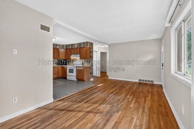 Building Photo - 10512 Earl Dr
