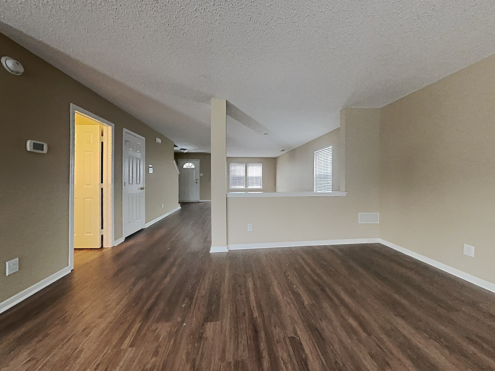 Building Photo - 10099 Weeping Cherry Dr